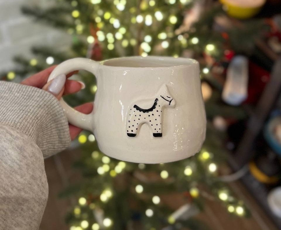 Кружка с лошадкой 6+ фото 1